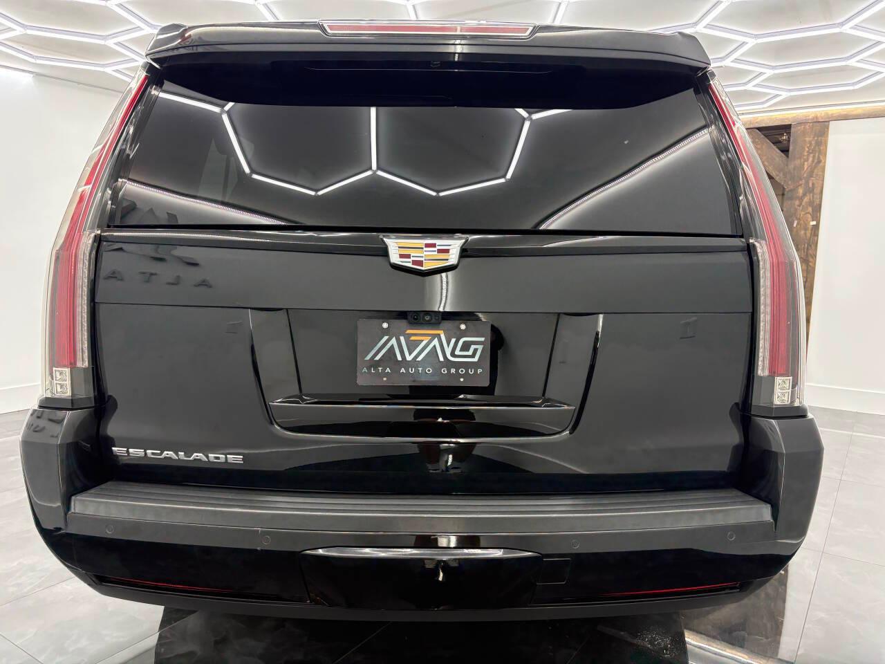 Cadillac Escalade ESV Premium Luxury 4WD 2020