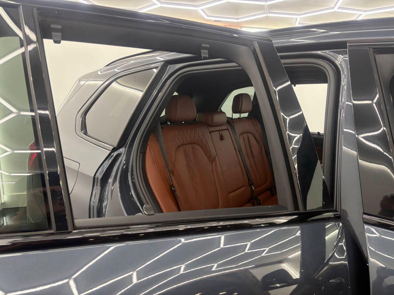 BMW X5 M50i 2021