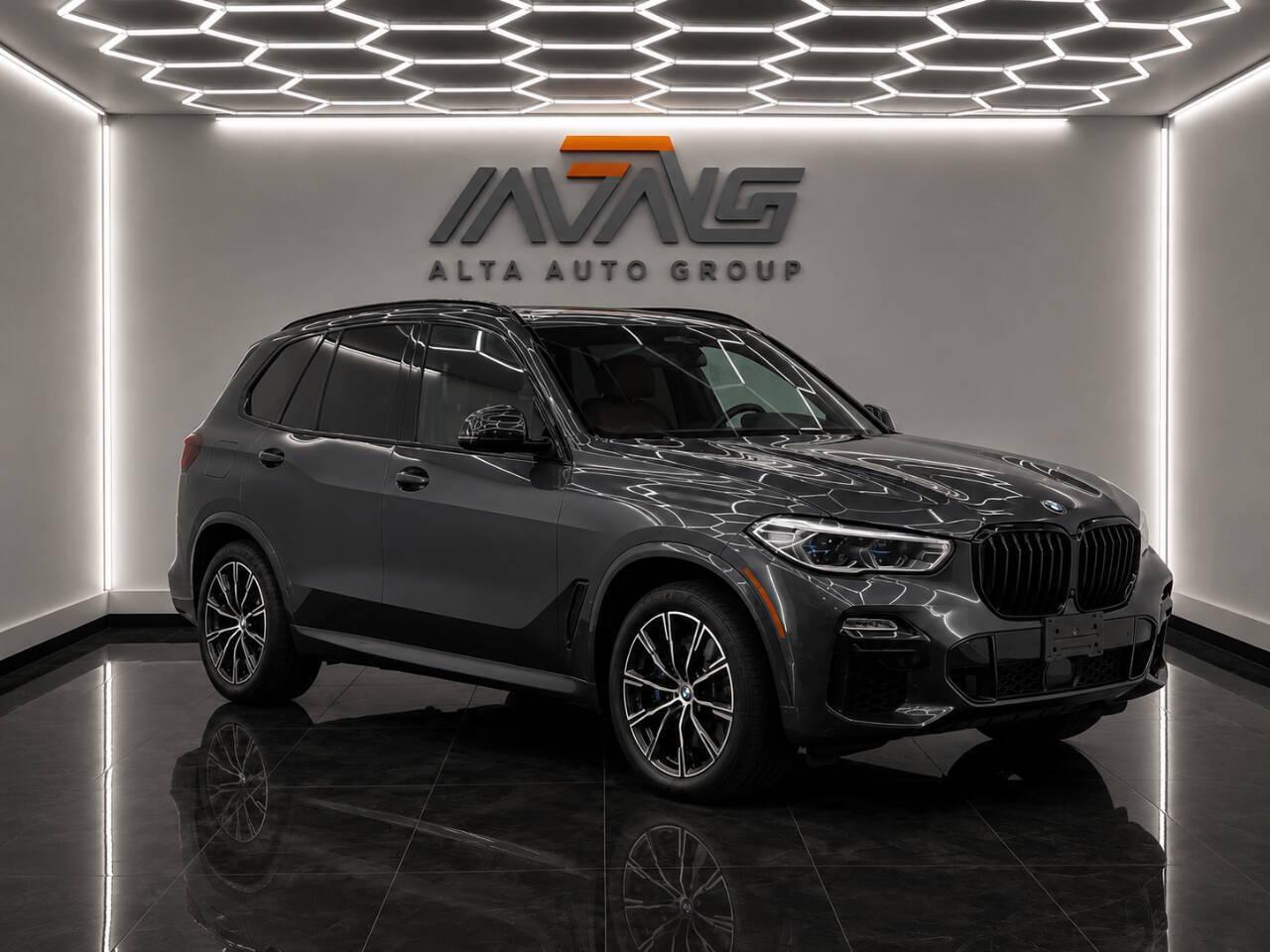 2021 BMW X5 M50i