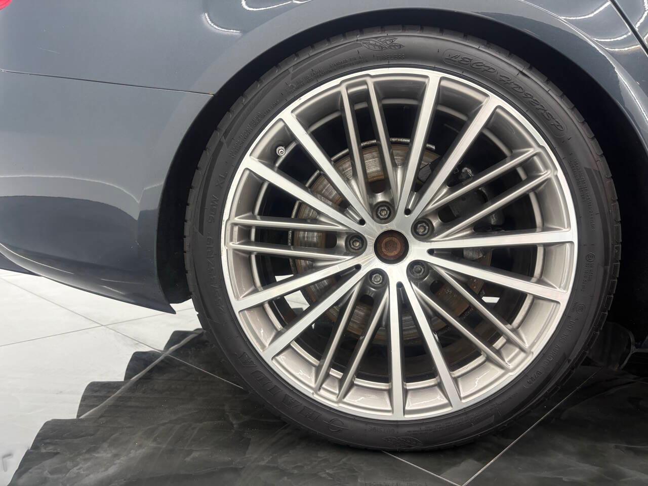 Audi S4 Sedan quattro S tronic 2011