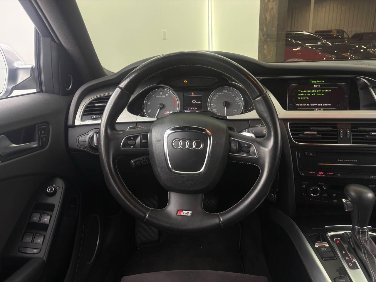 Audi S4 Sedan quattro S tronic 2011