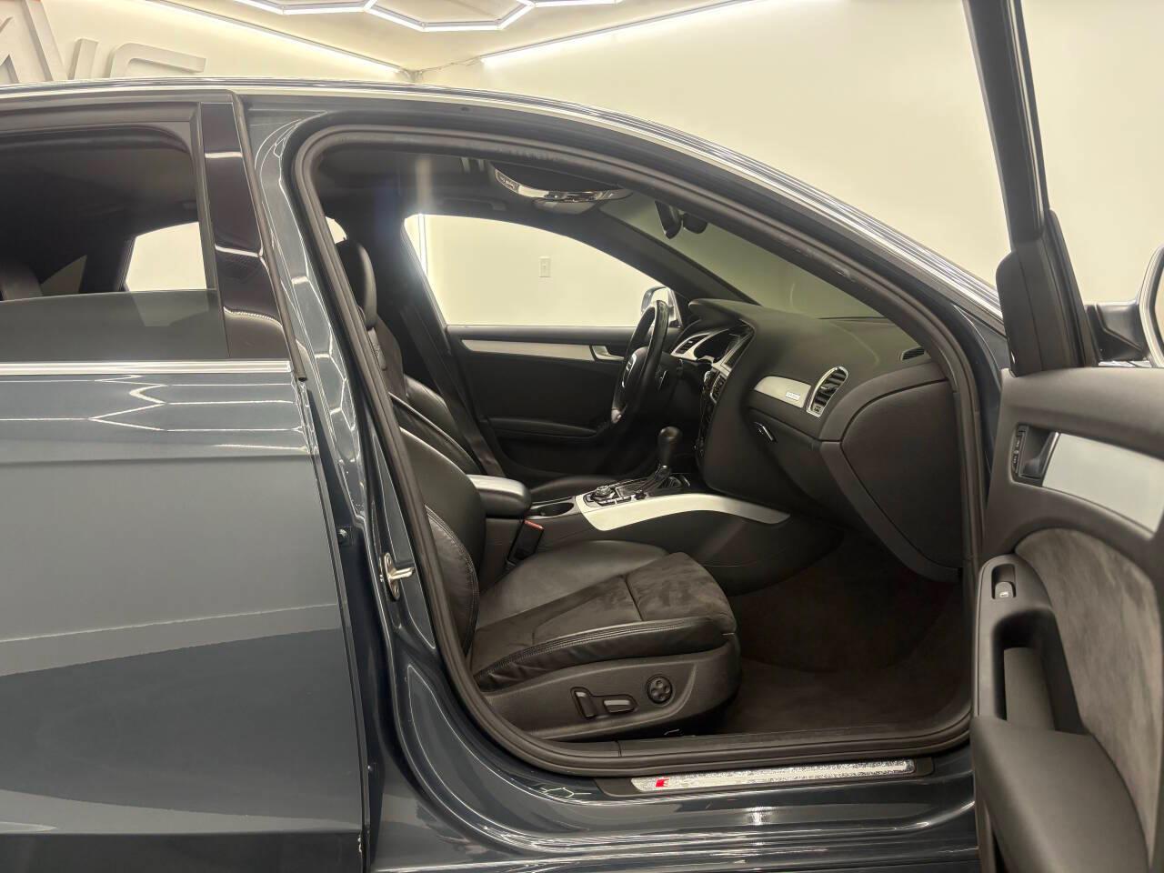 Audi S4 Sedan quattro S tronic 2011