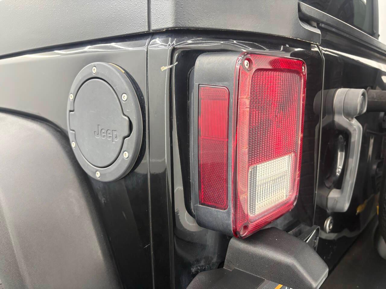 Jeep Wrangler Sport 4WD 2014