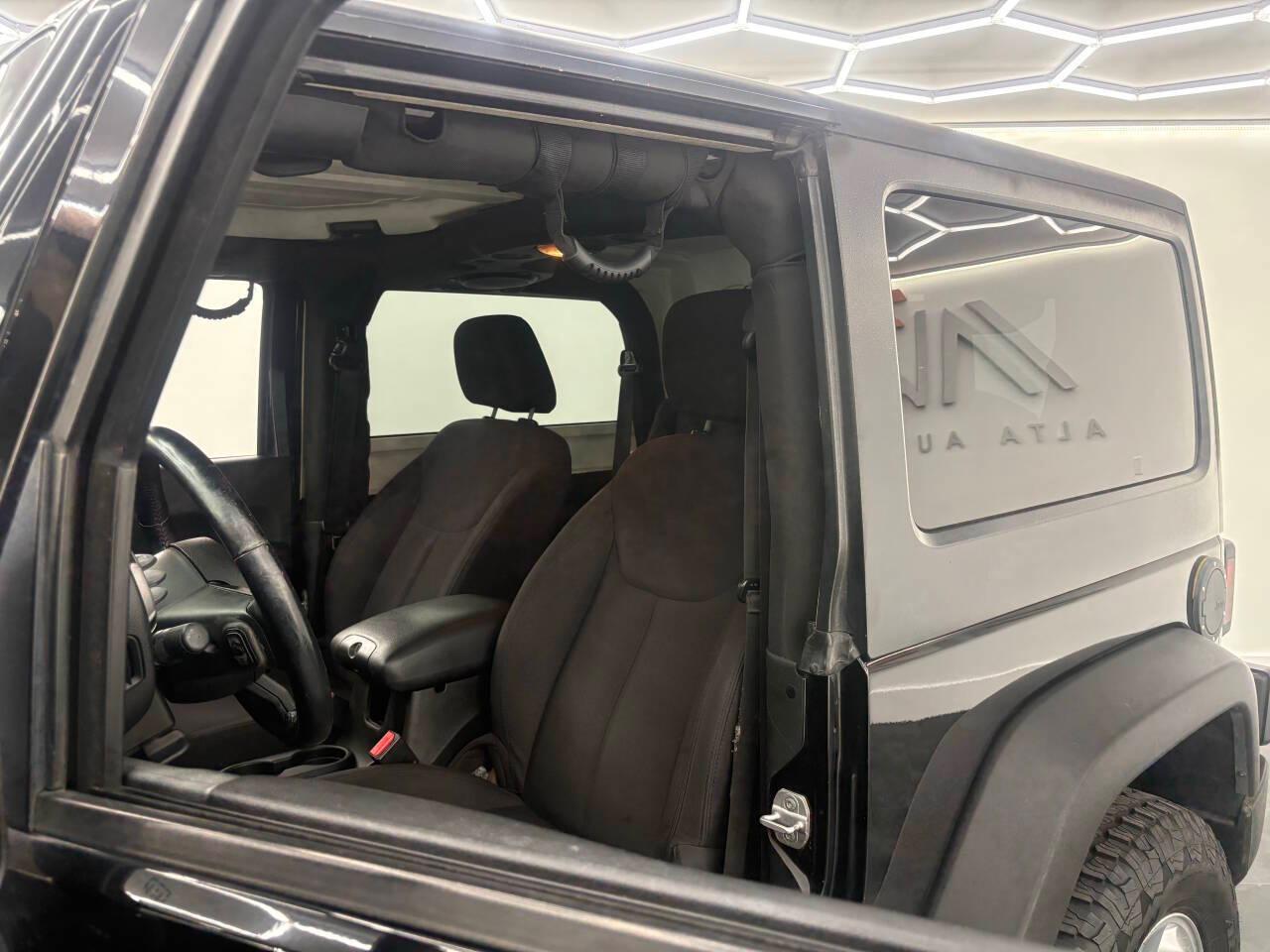 Jeep Wrangler Sport 4WD 2014