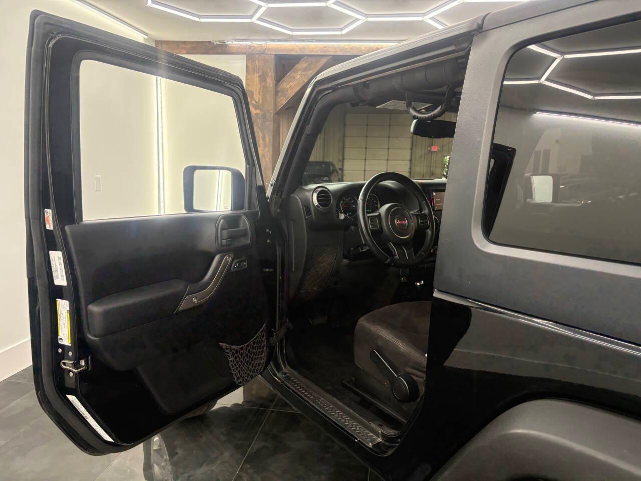Jeep Wrangler Sport 4WD 2014