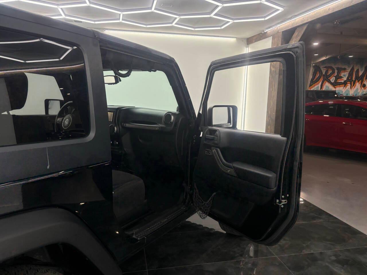 Jeep Wrangler Sport 4WD 2014
