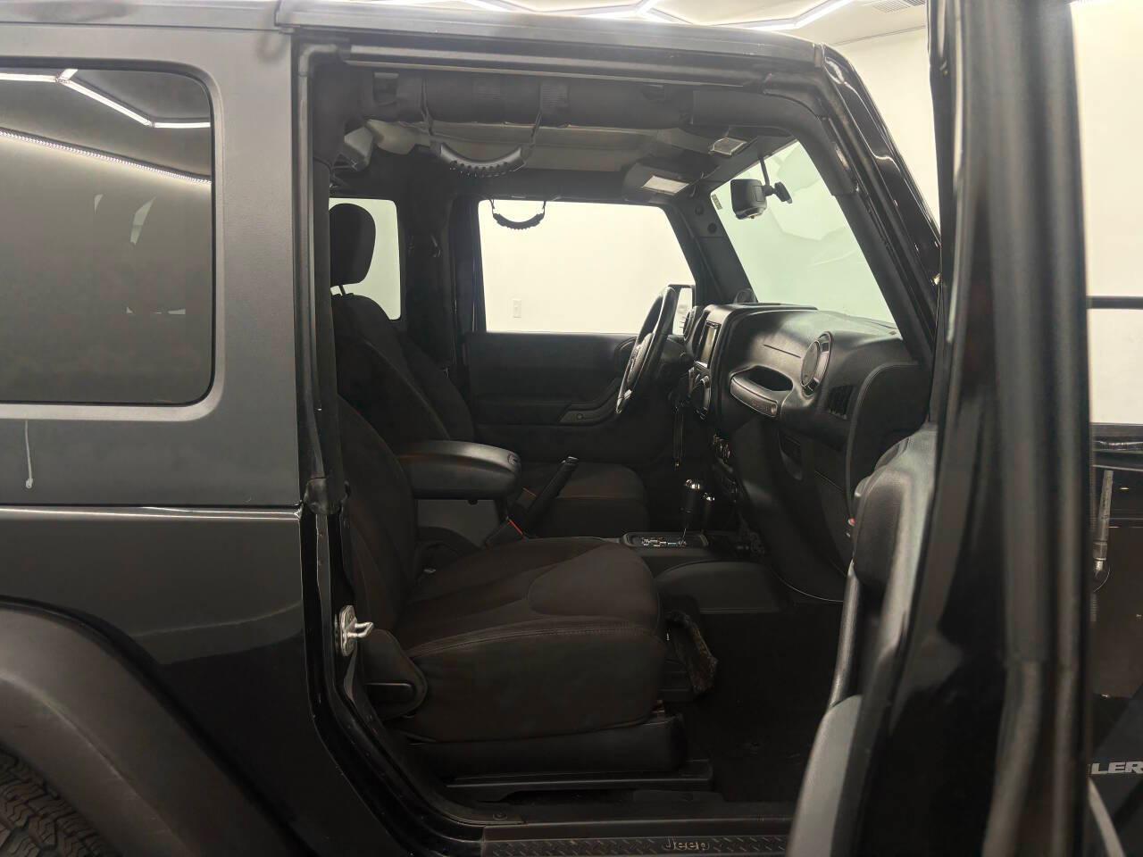 Jeep Wrangler Sport 4WD 2014