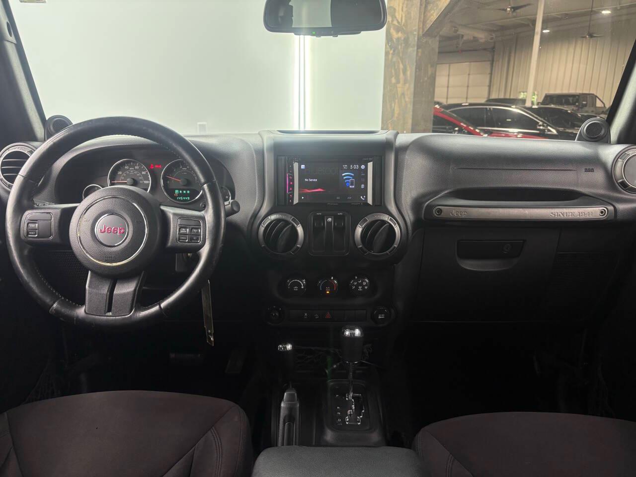 Jeep Wrangler Sport 4WD 2014