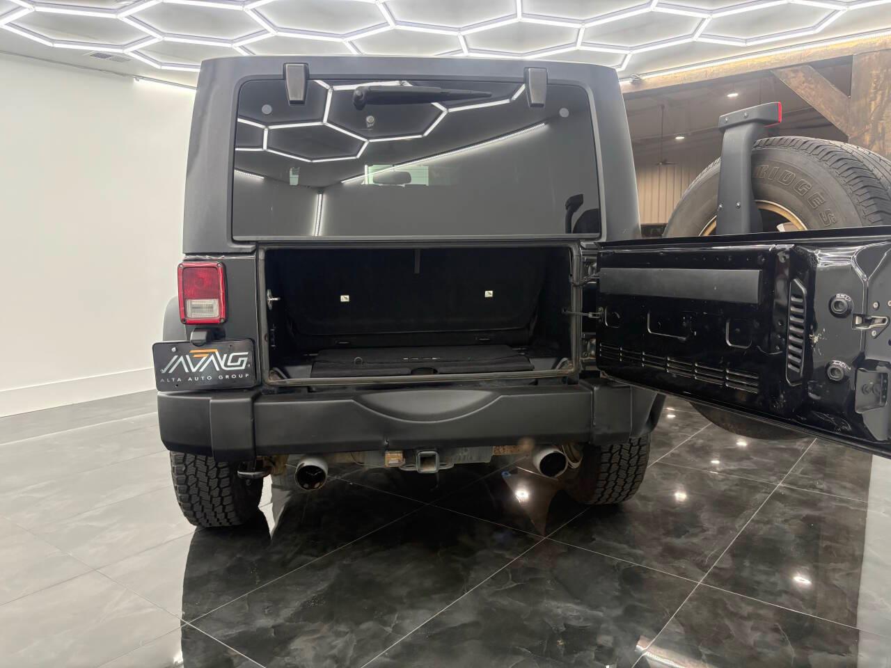Jeep Wrangler Sport 4WD 2014
