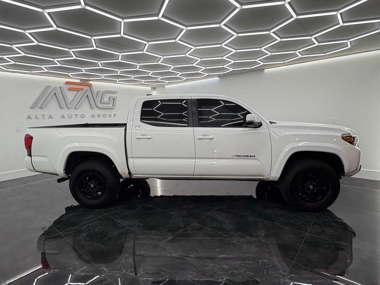 Toyota Tacoma SR5 Double Cab Long Bed V6 6AT 2WD 2022