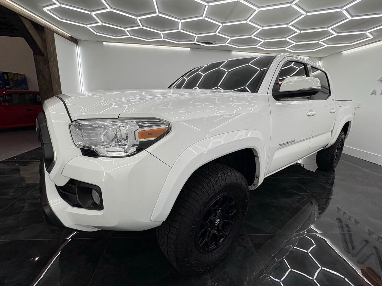 Toyota Tacoma SR5 Double Cab Long Bed V6 6AT 2WD 2022