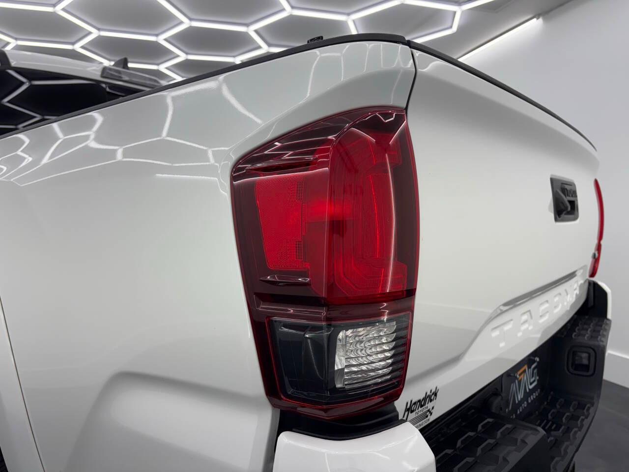 Toyota Tacoma SR5 Double Cab Long Bed V6 6AT 2WD 2022