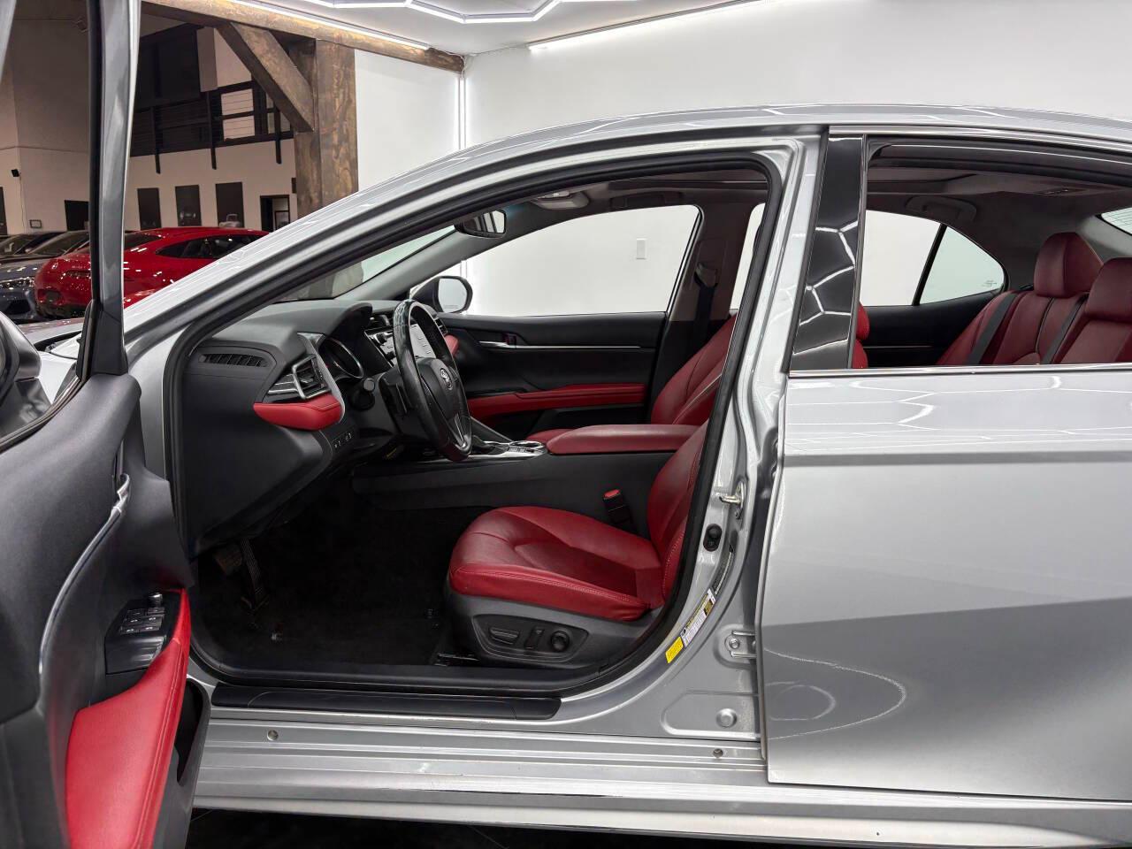 Toyota Camry XSE 2020