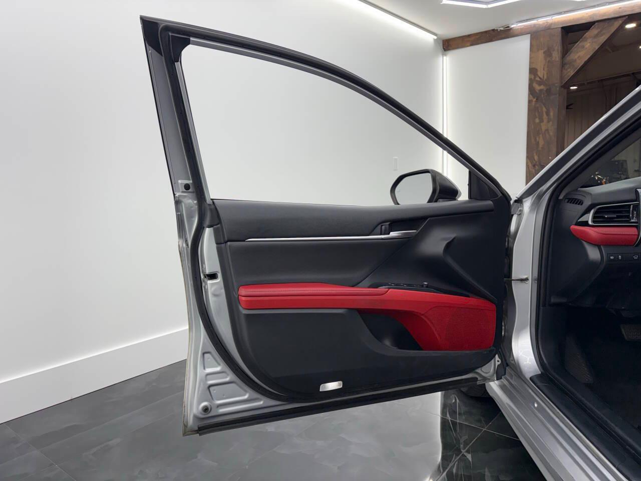 Toyota Camry XSE 2020
