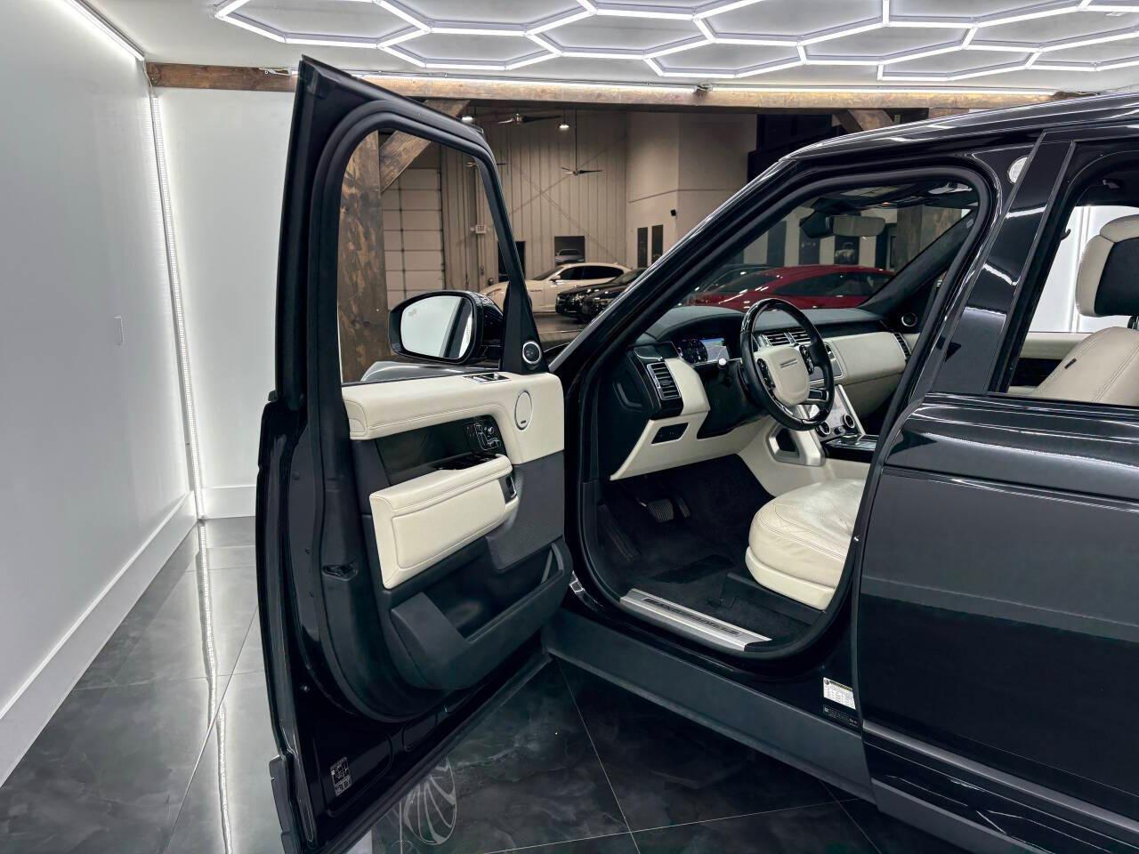 Land Rover Range Rover Supercharged 2019