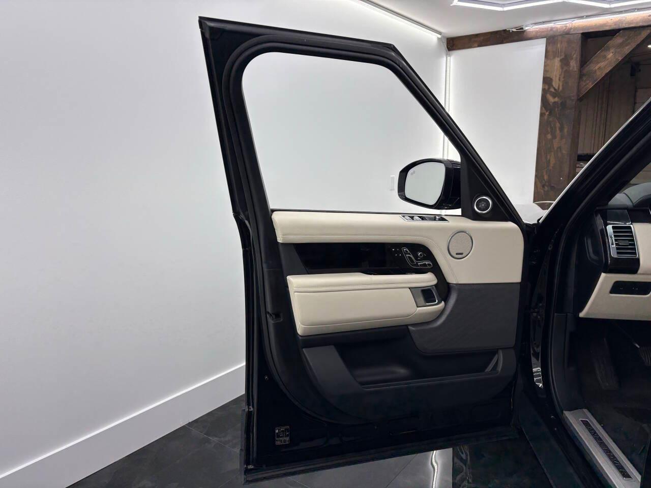 Land Rover Range Rover Supercharged 2019