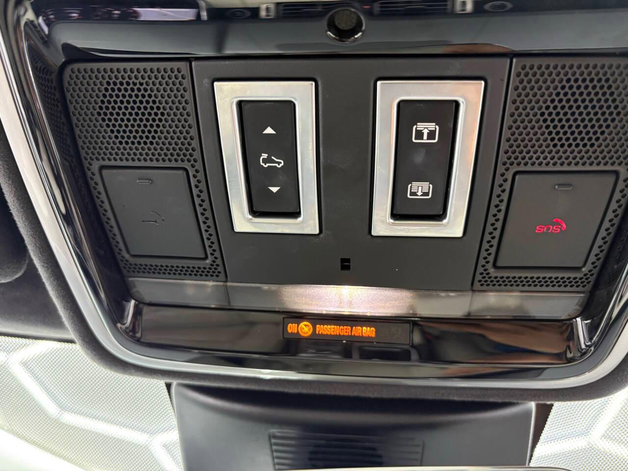 Land Rover Range Rover Supercharged 2019