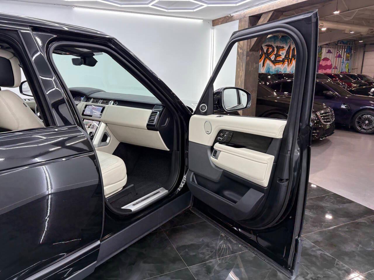 Land Rover Range Rover Supercharged 2019