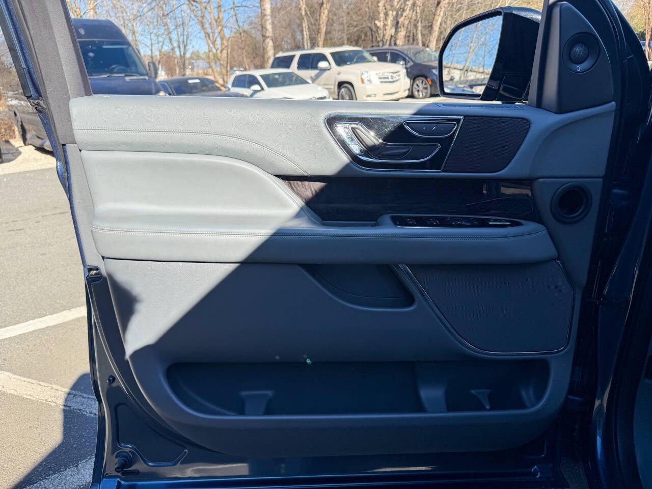 Lincoln Navigator Select 2WD 2018