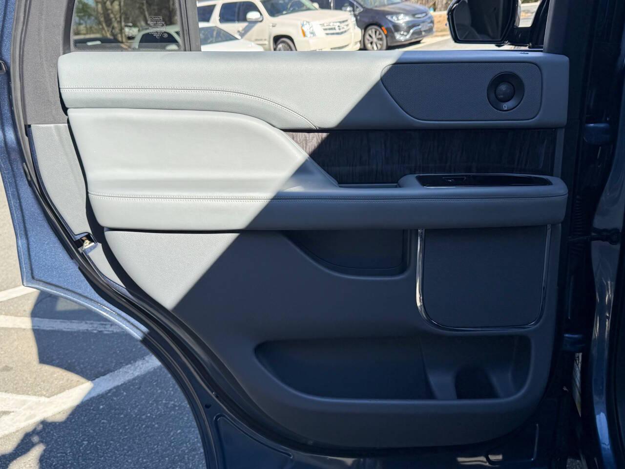 Lincoln Navigator Select 2WD 2018