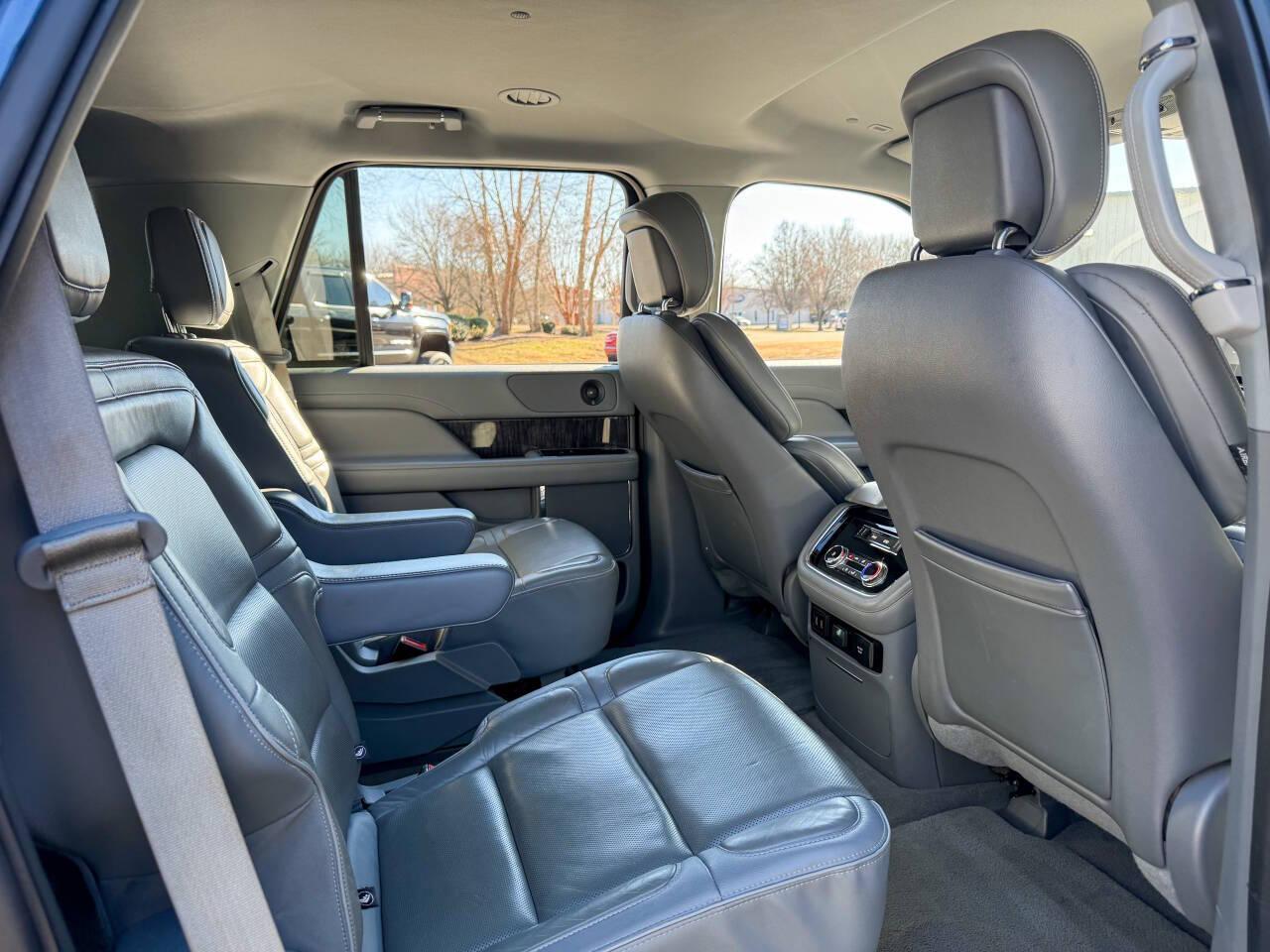 Lincoln Navigator Select 2WD 2018