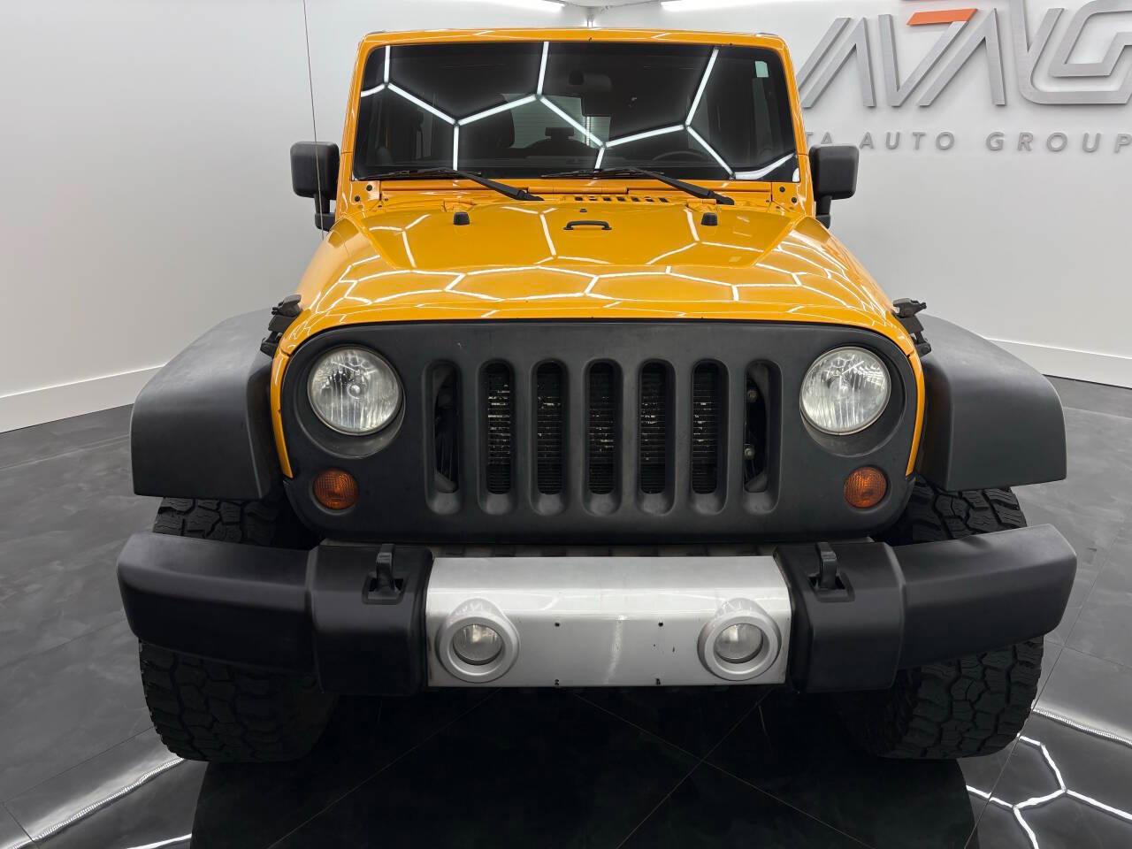 Jeep Wrangler Unlimited Sahara 4WD 2012