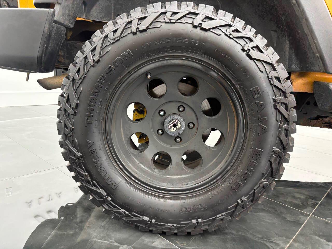 Jeep Wrangler Unlimited Sahara 4WD 2012
