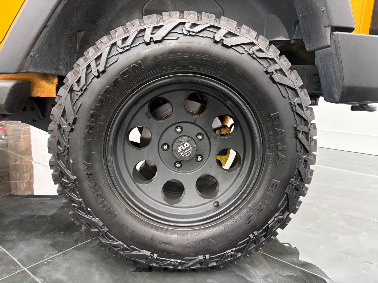 Jeep Wrangler Unlimited Sahara 4WD 2012