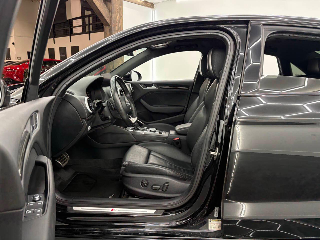 Audi S3 2.0T Premium Plus quattro 2018