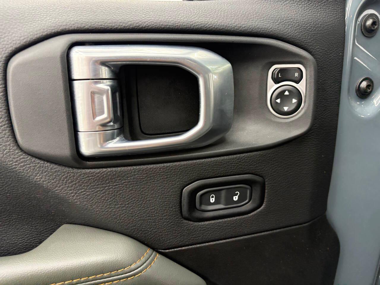 Jeep Gladiator Mojave 2024