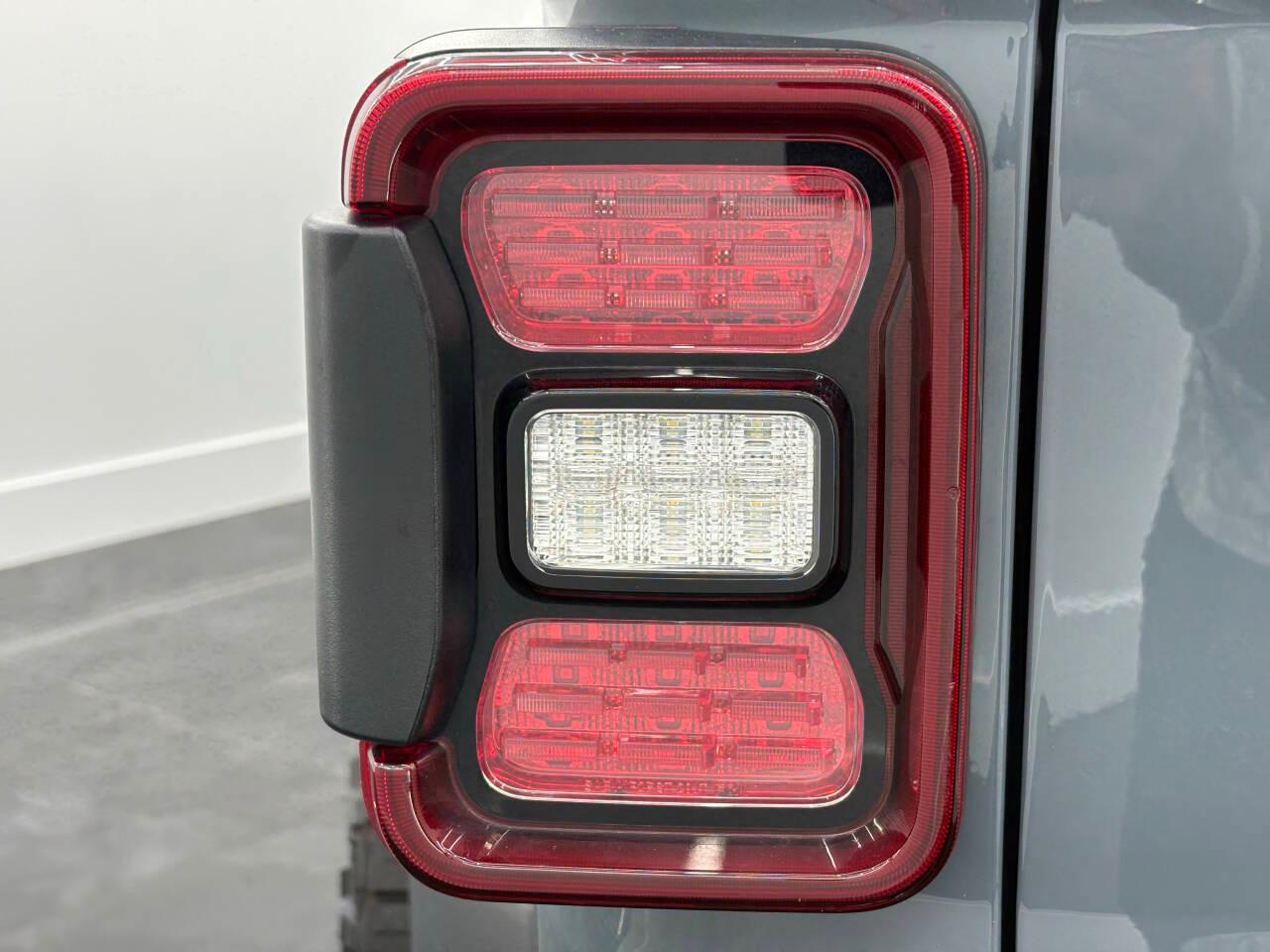 Jeep Gladiator Mojave 2024