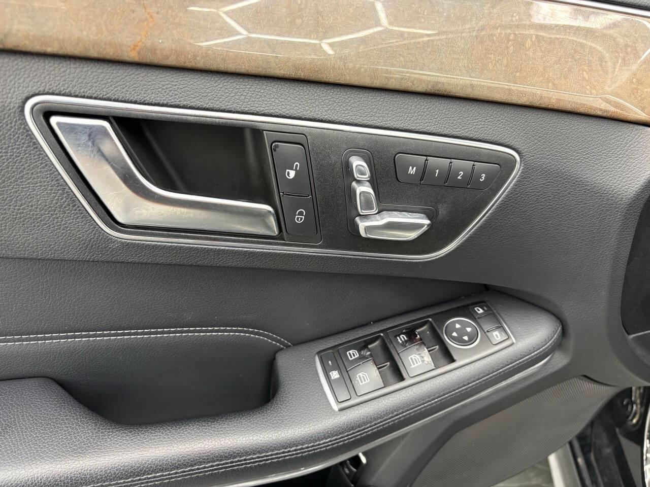 Mercedes-Benz E-Class E350 4MATIC Sedan 2014