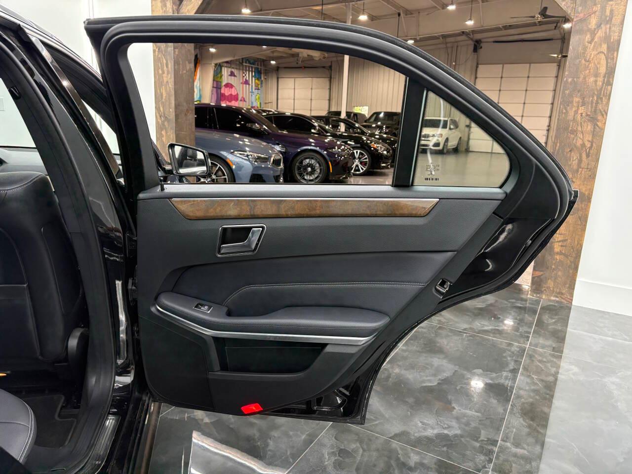 Mercedes-Benz E-Class E350 4MATIC Sedan 2014