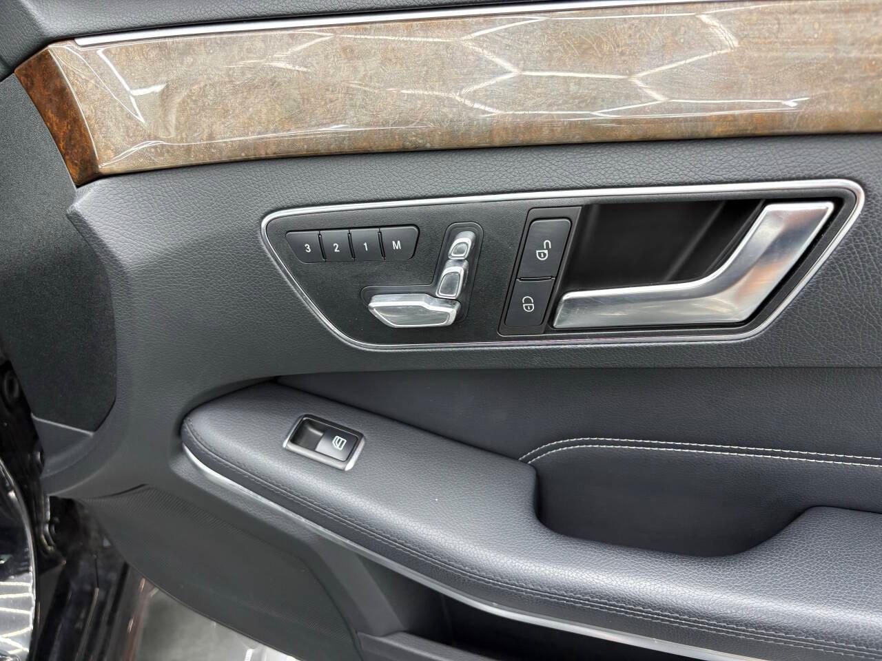 Mercedes-Benz E-Class E350 4MATIC Sedan 2014