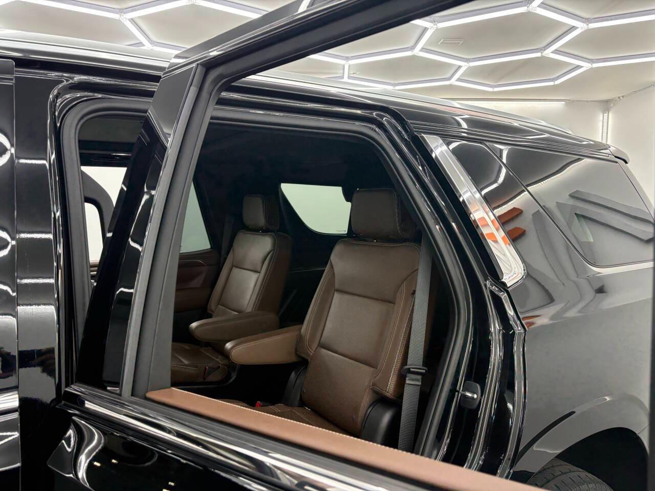 Chevrolet Tahoe High Country 4WD 2021