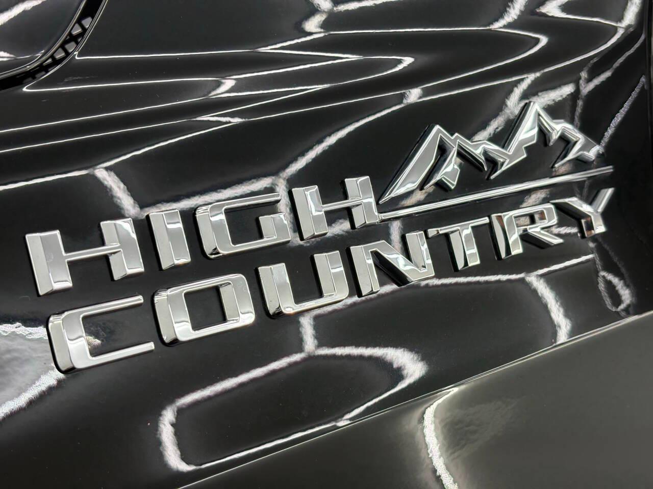 Chevrolet Tahoe High Country 4WD 2021
