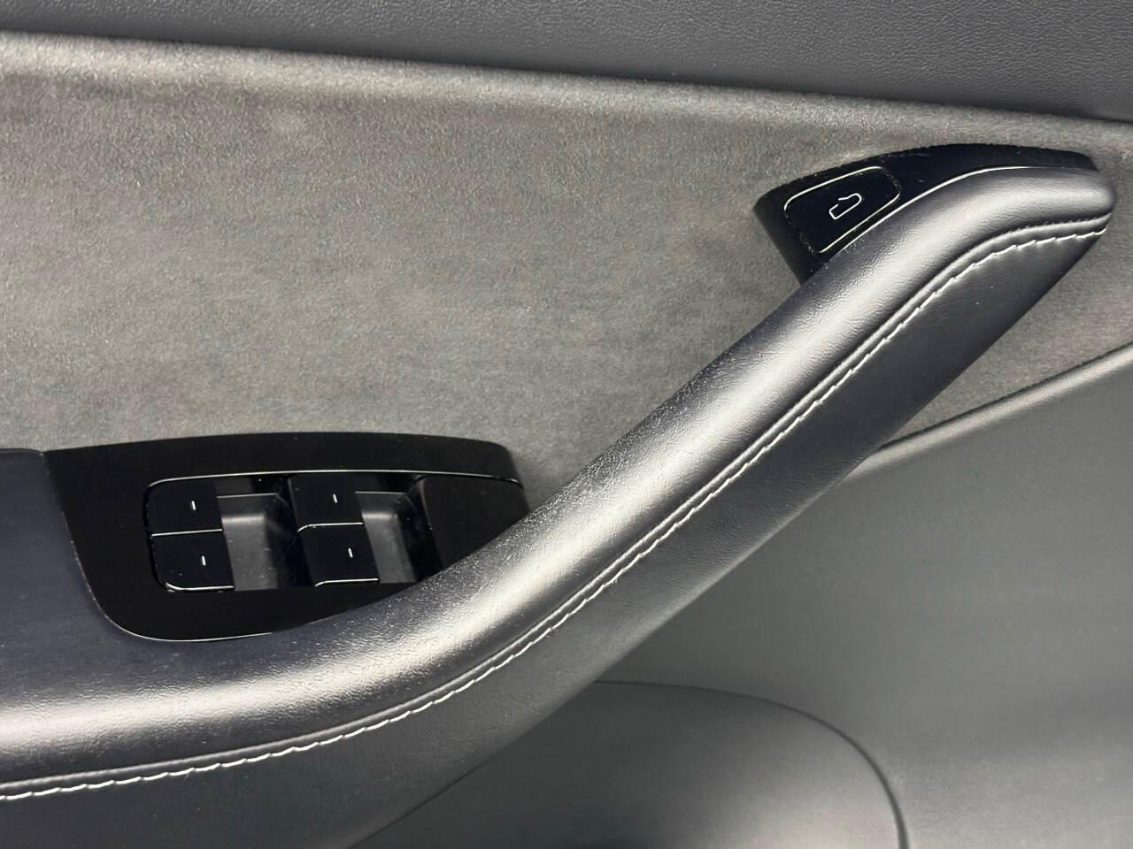 Tesla Model Y Long Range 2021