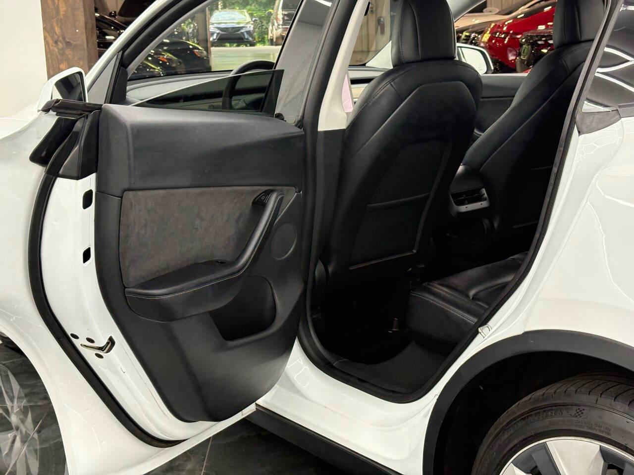 Tesla Model Y Long Range 2021