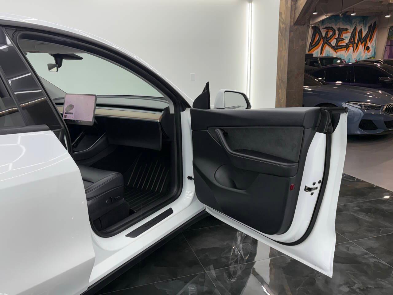 Tesla Model Y Long Range 2021