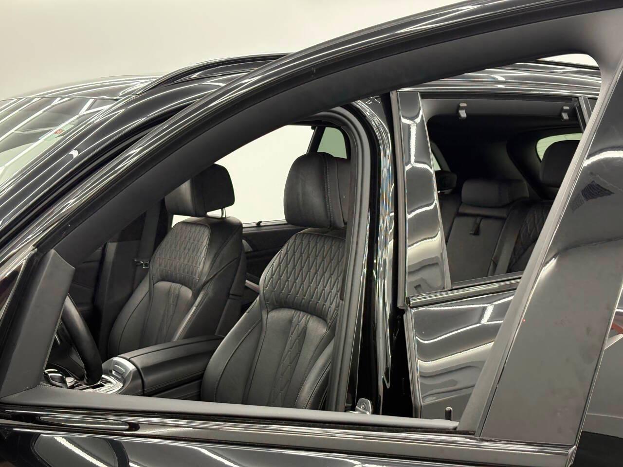 BMW X5 M50i 2020