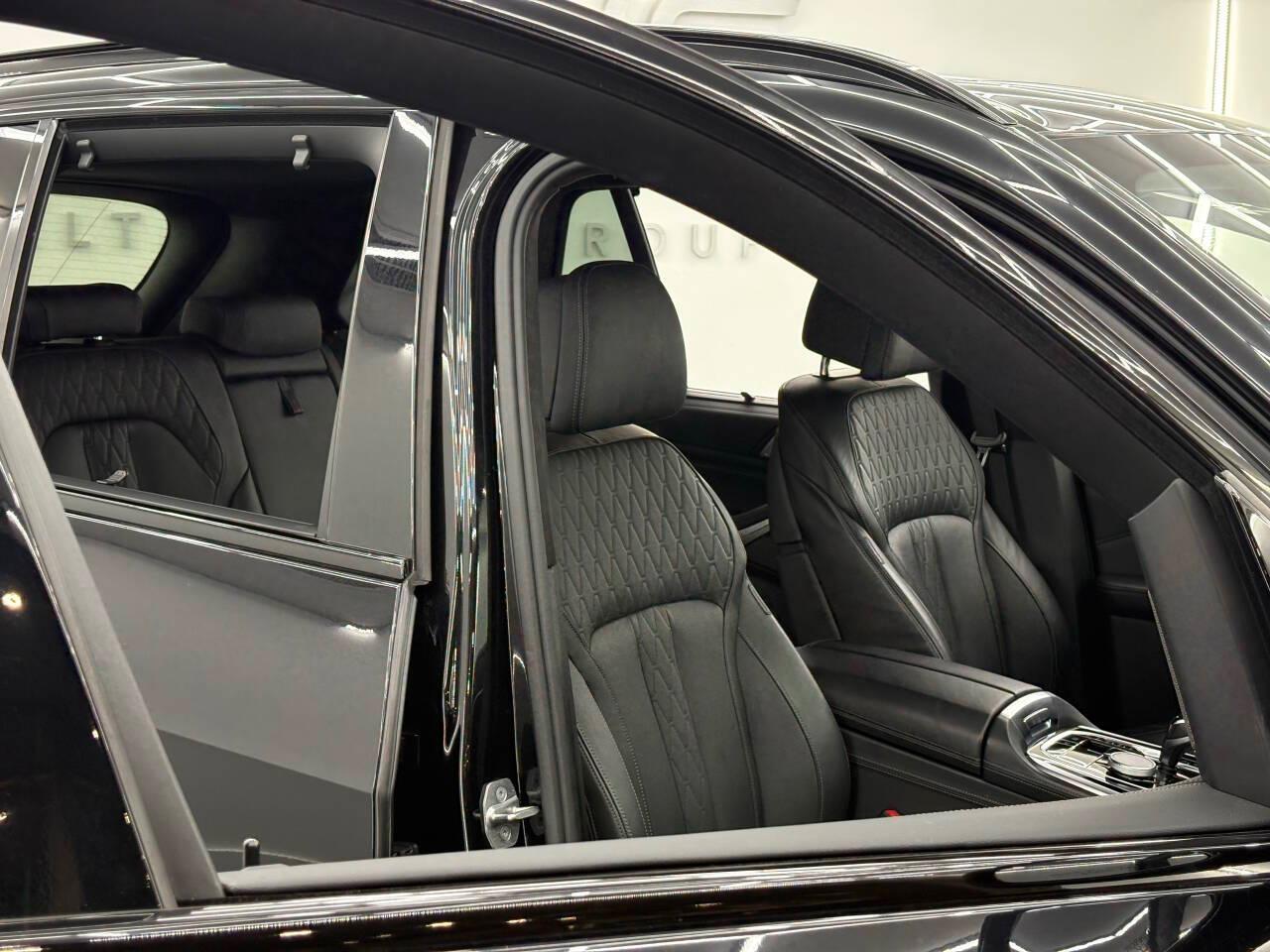 BMW X5 M50i 2020