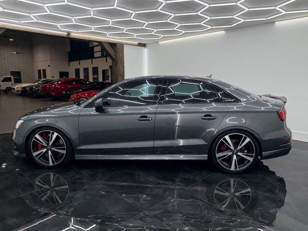 Audi RS3 Base 2018