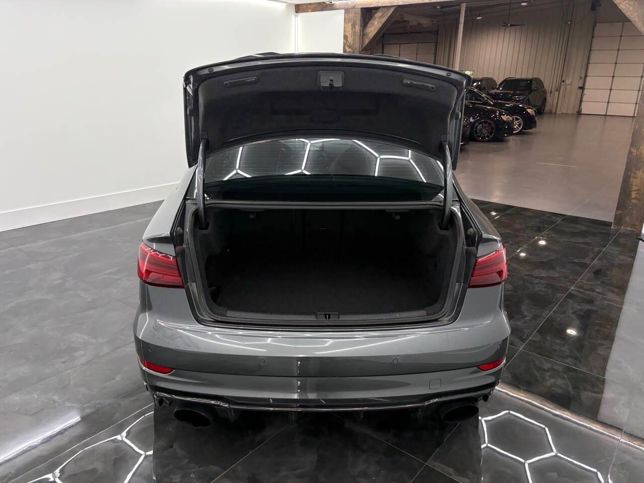 Audi RS3 Base 2018