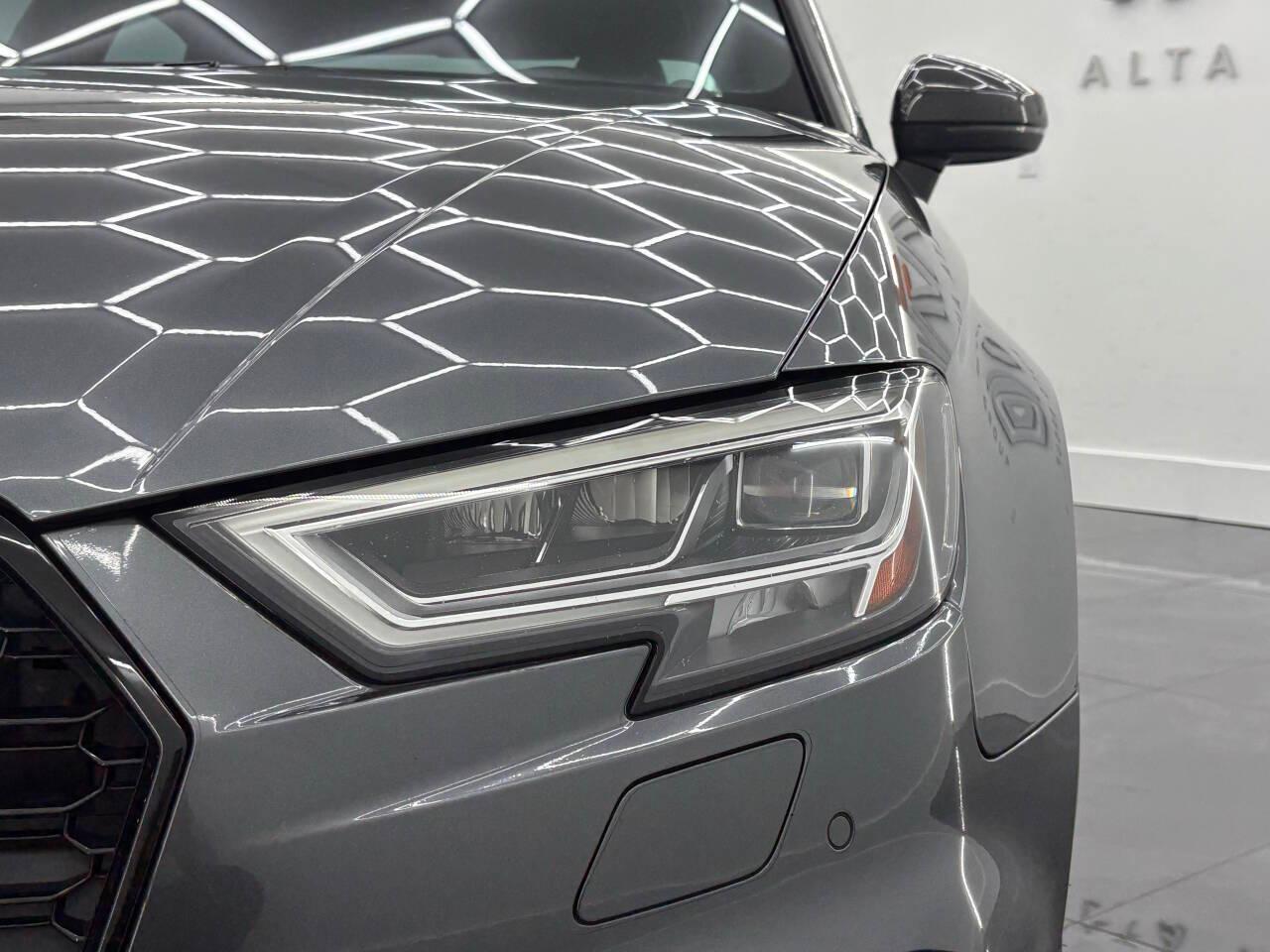 Audi RS3 Base 2018