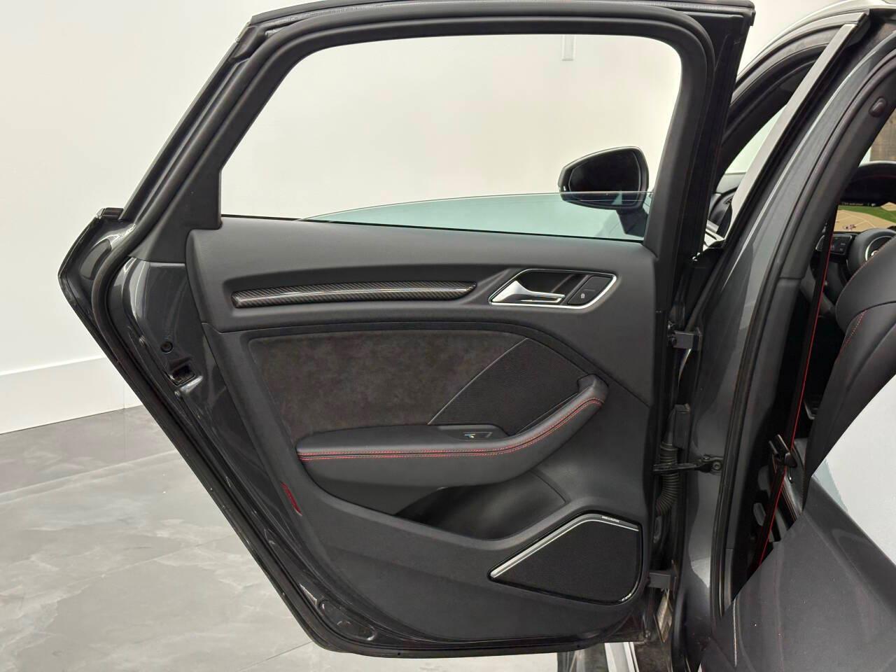 Audi RS3 Base 2018