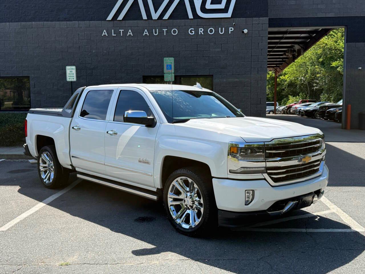 Chevrolet Silverado 1500 High Country Crew Cab Short Box 4WD 2017