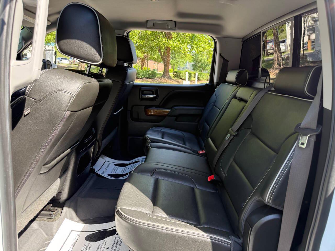 Chevrolet Silverado 1500 High Country Crew Cab Short Box 4WD 2017