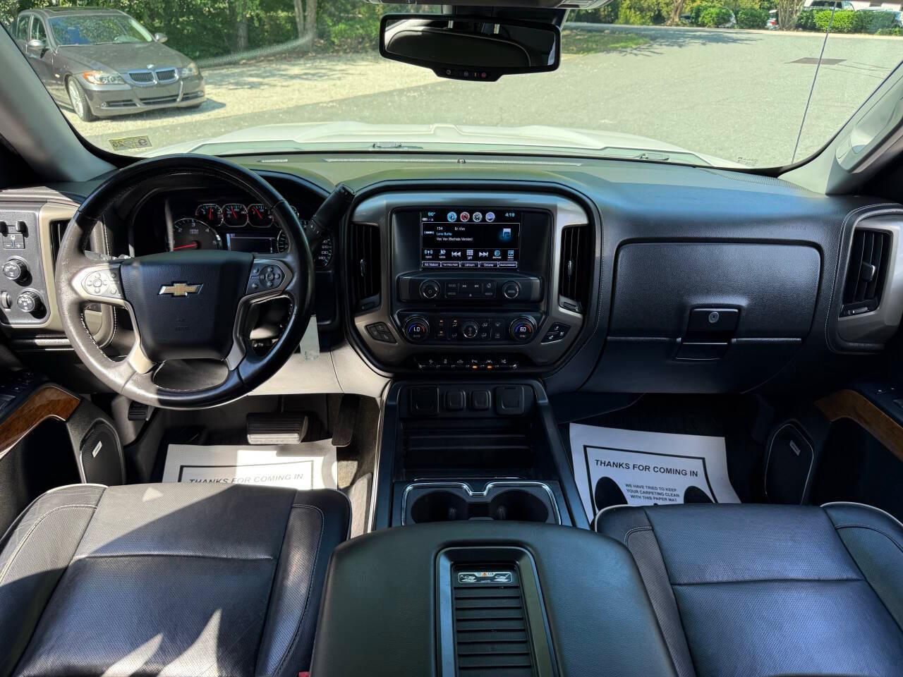 Chevrolet Silverado 1500 High Country Crew Cab Short Box 4WD 2017