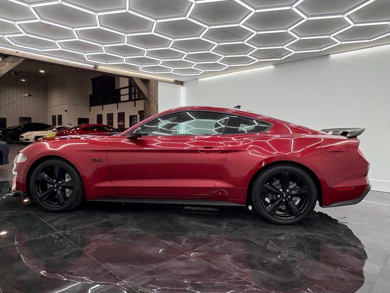 Ford Mustang GT Premium Coupe 2021