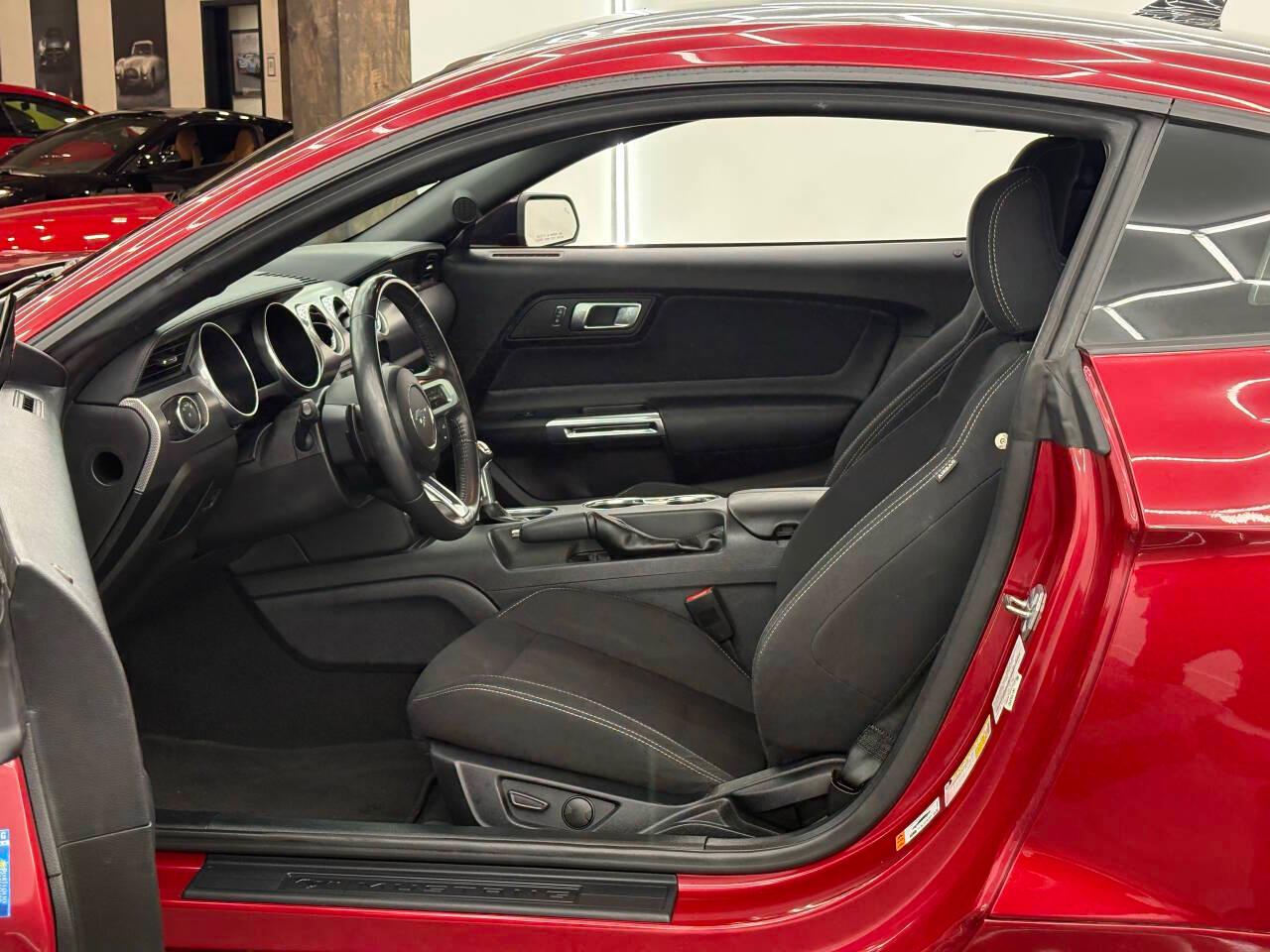 Ford Mustang GT Premium Coupe 2021